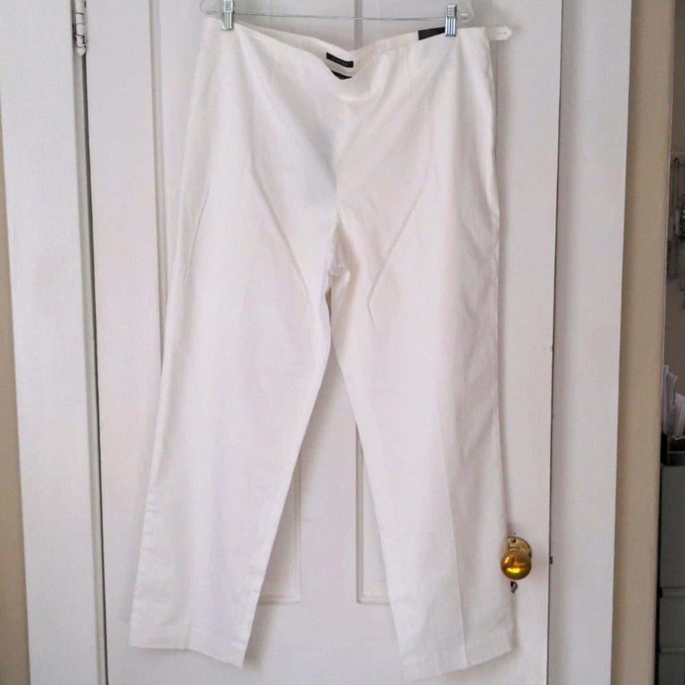 White Slim Fit Pants (Size 16, NWT!)